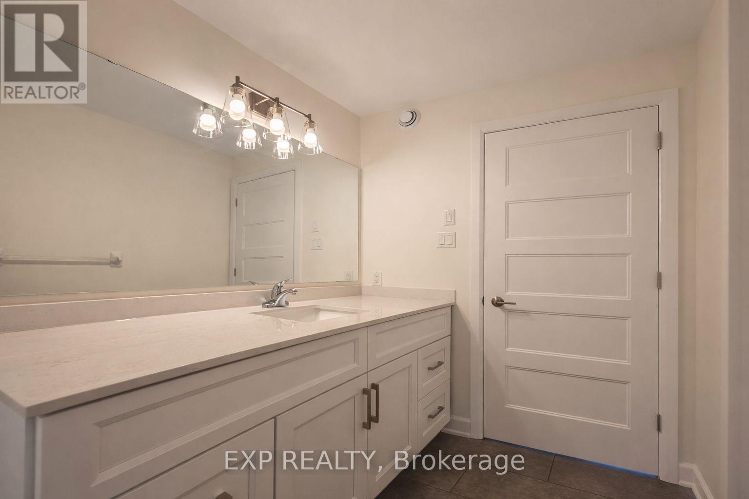 327 Voyageur Place, Russell, Ontario  K0A 1W1 - Photo 9 - X12968316