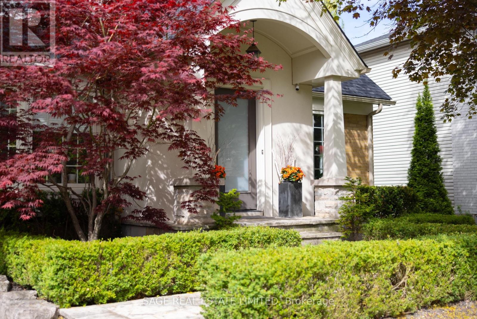 9 Canfield Place, Toronto, Ontario  M3B 2V5 - Photo 11 - C12967704