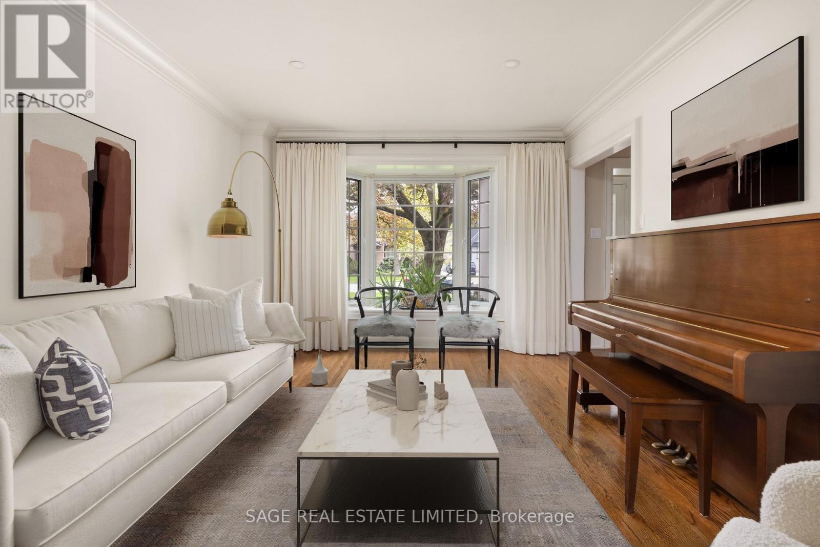 9 Canfield Place, Toronto, Ontario  M3B 2V5 - Photo 4 - C12967704