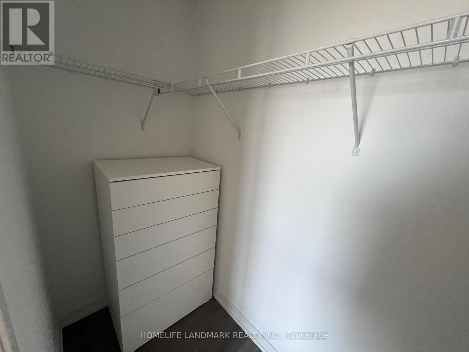 902 - 8 Beverley Glen Boulevard, Vaughan, Ontario  L4J 0L5 - Photo 14 - N12967084