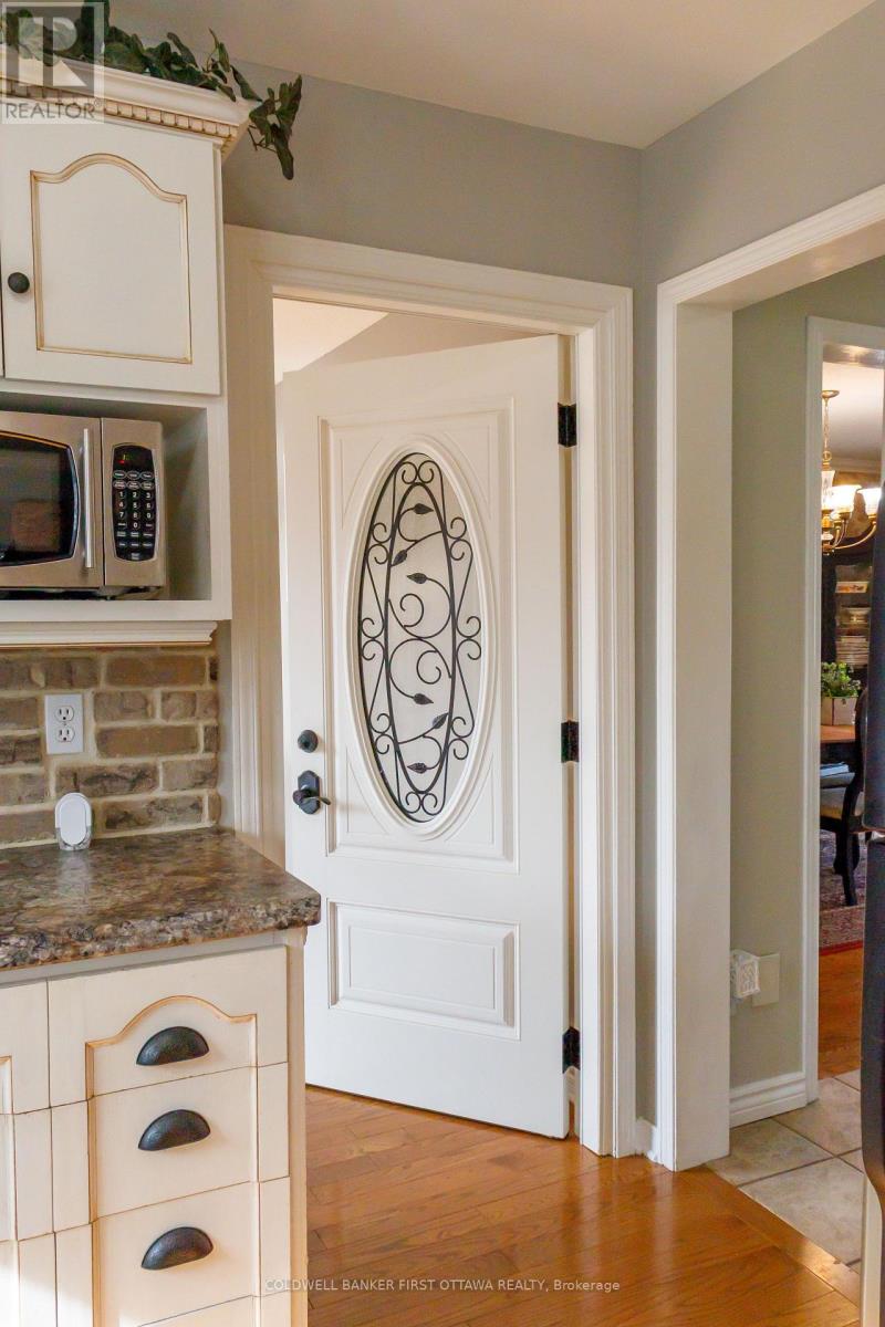 32 James Lewis Avenue, Ottawa, Ontario  K2S 1K5 - Photo 14 - X12956766