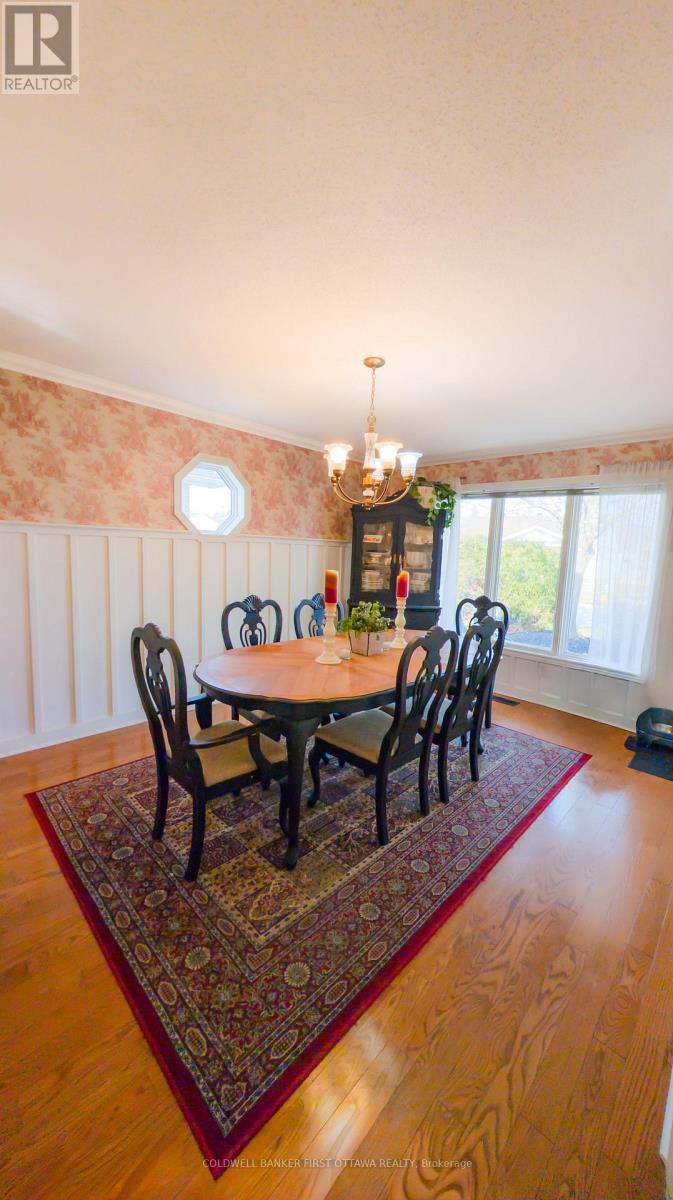 32 James Lewis Avenue, Ottawa, Ontario  K2S 1K5 - Photo 5 - X12956766