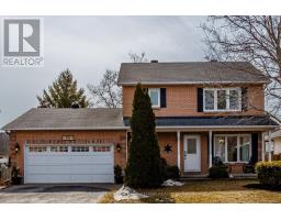 32 JAMES LEWIS AVENUE, Ottawa, Ontario