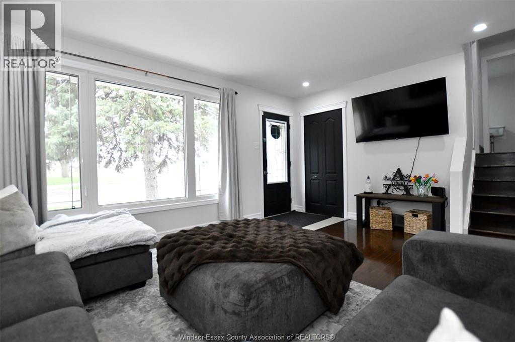 2935 Rivard, Windsor, Ontario  N8T 2J1 - Photo 11 - 26007276