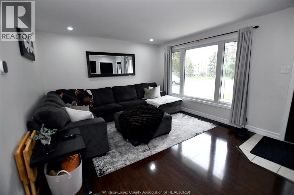 2935 Rivard, Windsor, Ontario  N8T 2J1 - Photo 8 - 26007276