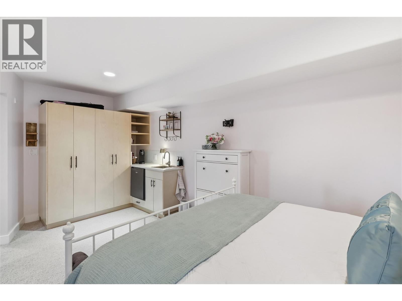 7 Chancellor Drive, Kamloops, British Columbia  V2E 2P1 - Photo 73 - 10381744