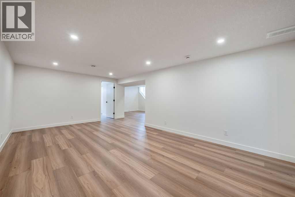 5880 Dalridge Hill NW, Calgary, Alberta  T3A 1L9 - Photo 33 - A2297052