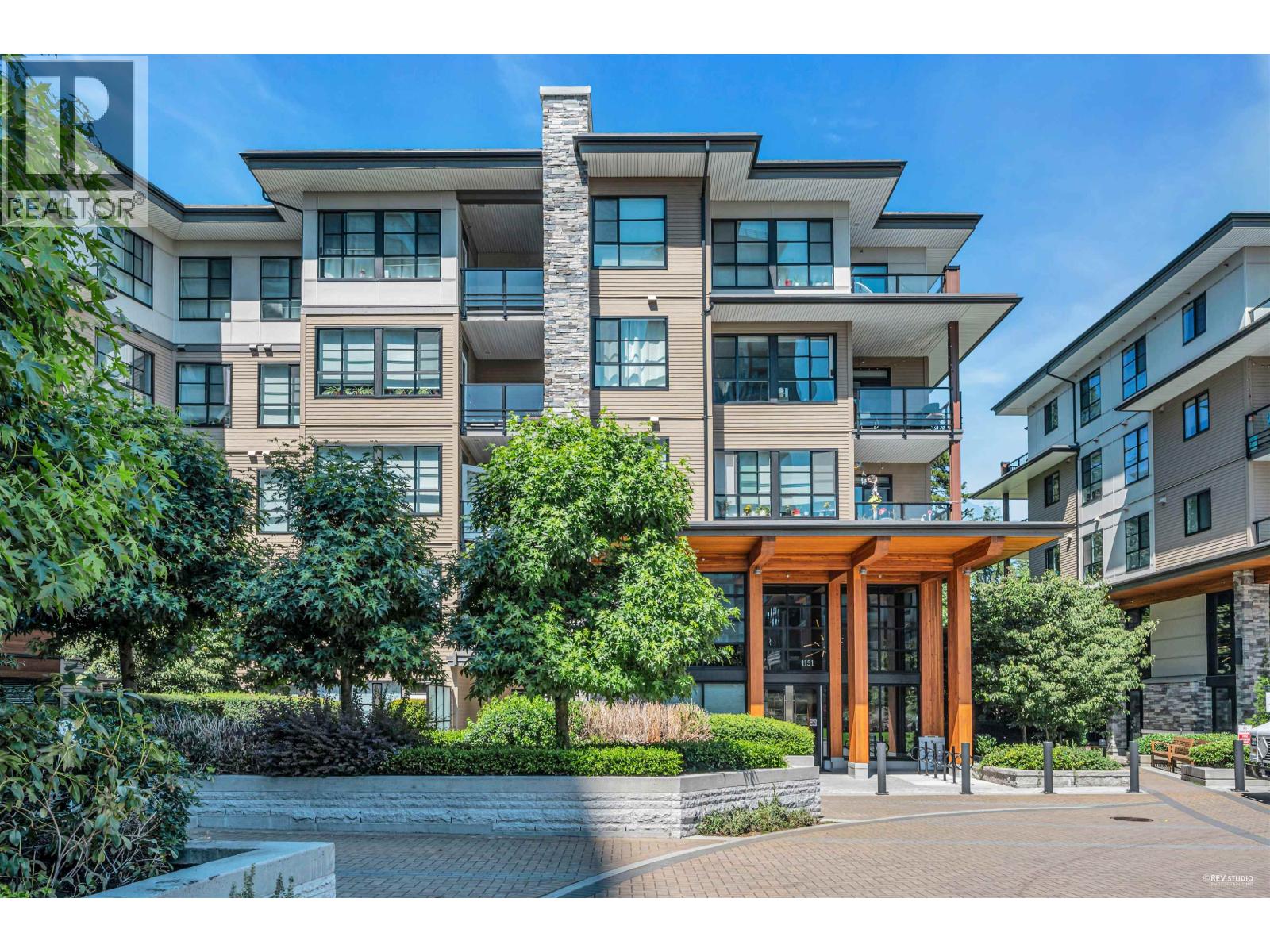 111 1135 WINDSOR MEWS, Coquitlam, British Columbia