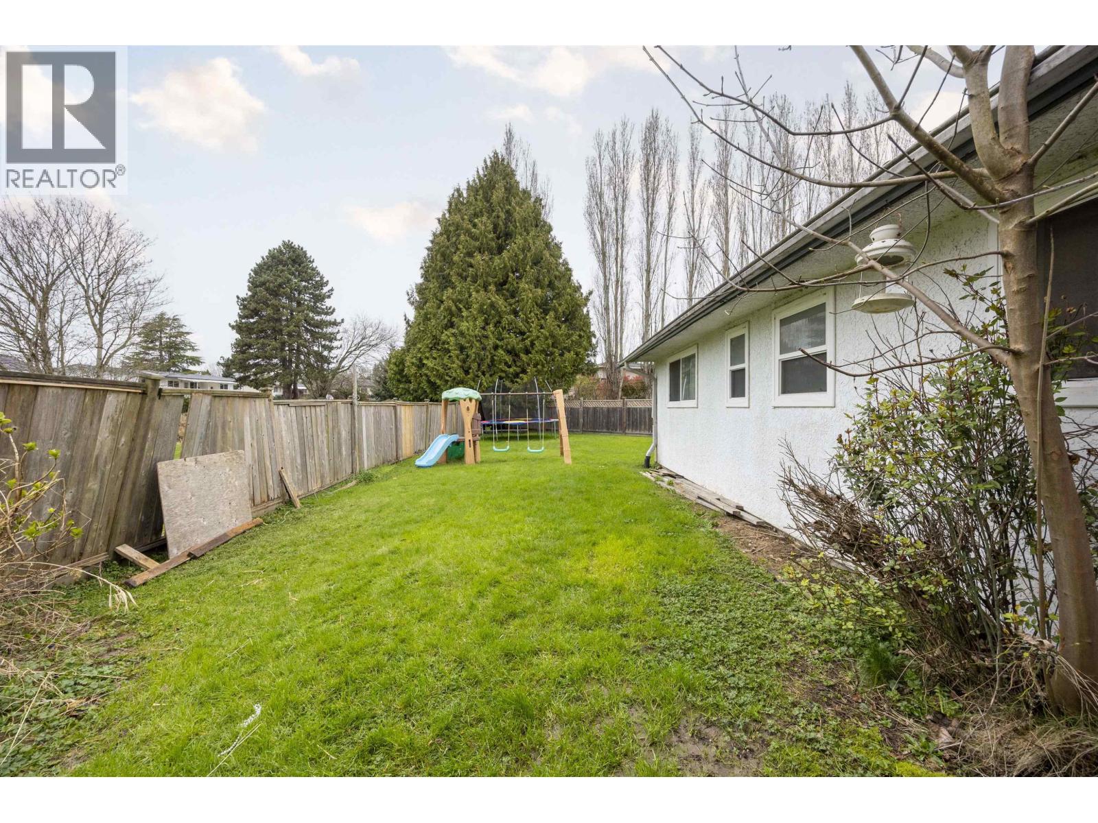 9291 Ryan Crescent, Richmond, British Columbia V7A 2H1 - Photo 6 - R3108137