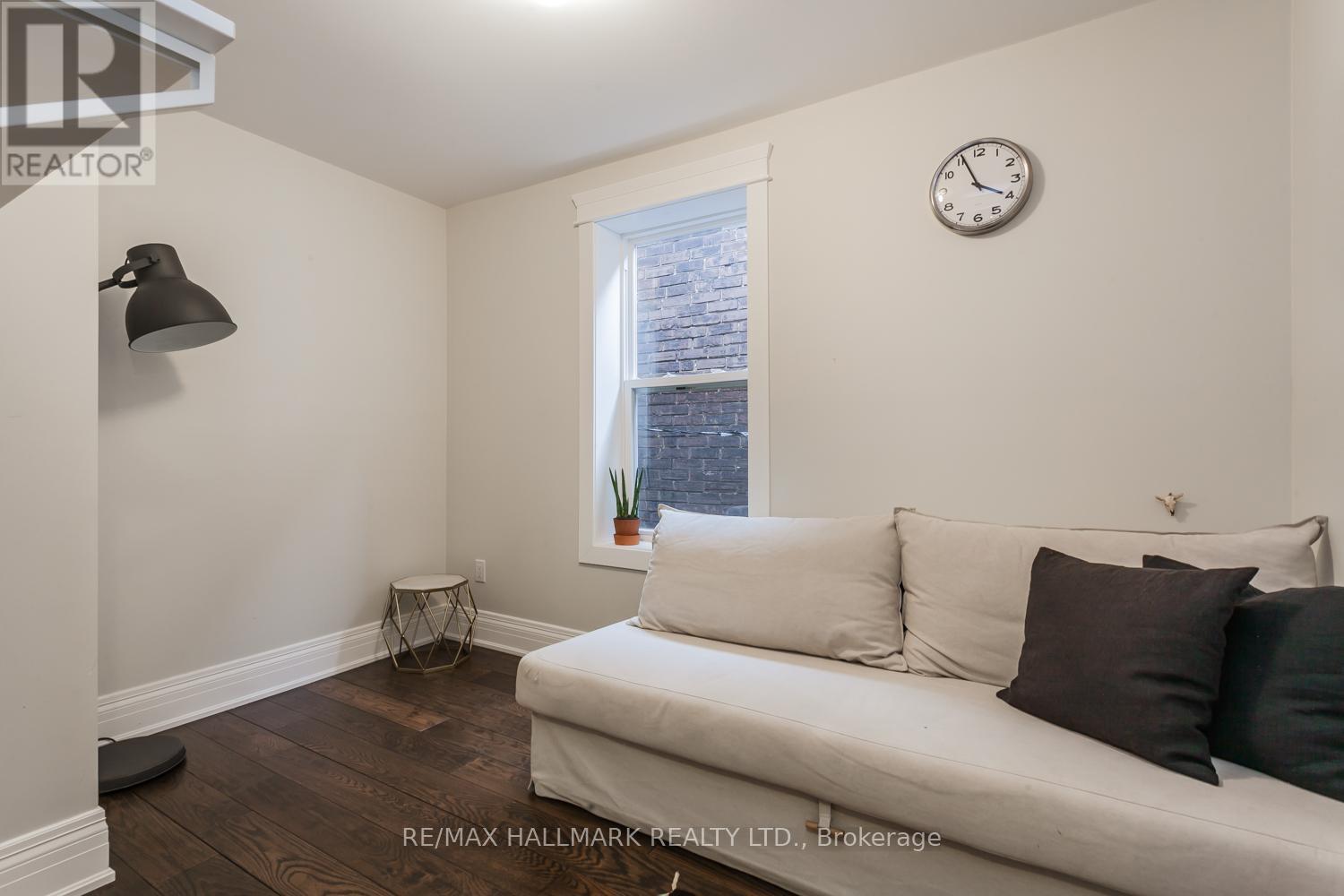 281 Symington Avenue, Toronto, Ontario  M6P 3W7 - Photo 20 - W12968330