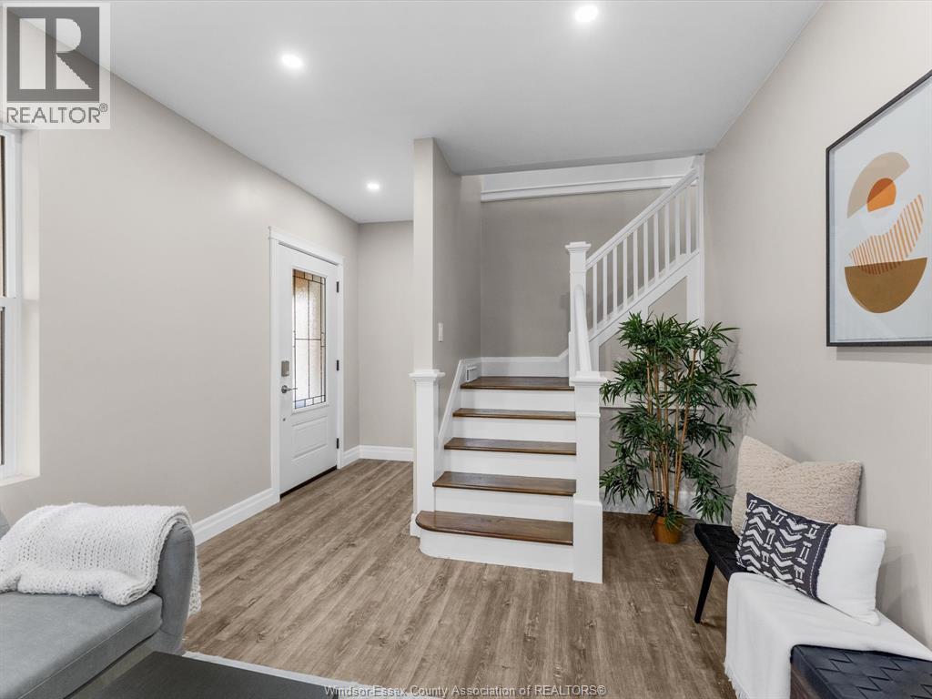 425 Hanna Street West, Windsor, Ontario  N8X 1E5 - Photo 9 - 26007362