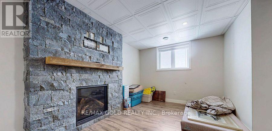 997 West Village Square, London North, Ontario  N6G 0J7 - Photo 34 - X12968308