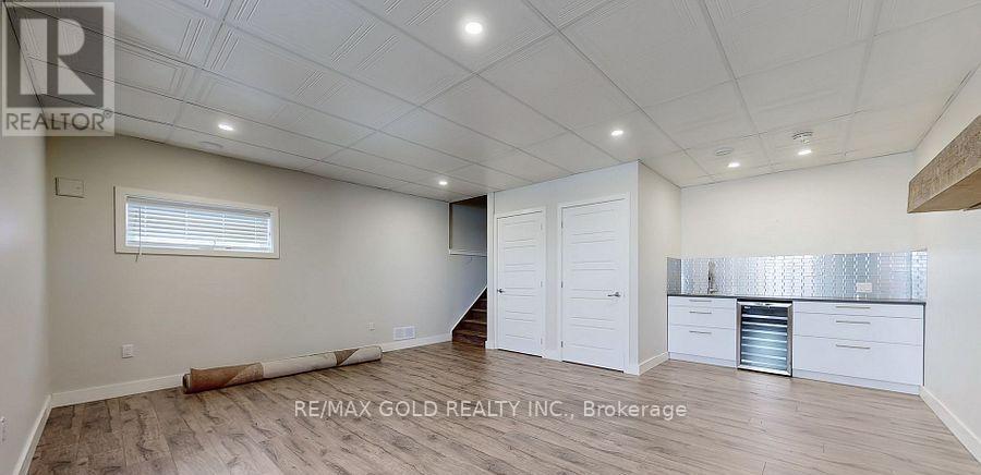 997 West Village Square, London North, Ontario  N6G 0J7 - Photo 35 - X12968308