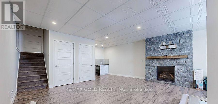 997 West Village Square, London North, Ontario  N6G 0J7 - Photo 37 - X12968308