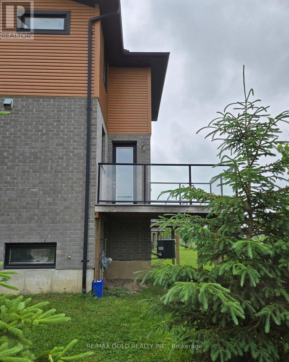 997 West Village Square, London North, Ontario  N6G 0J7 - Photo 39 - X12968308