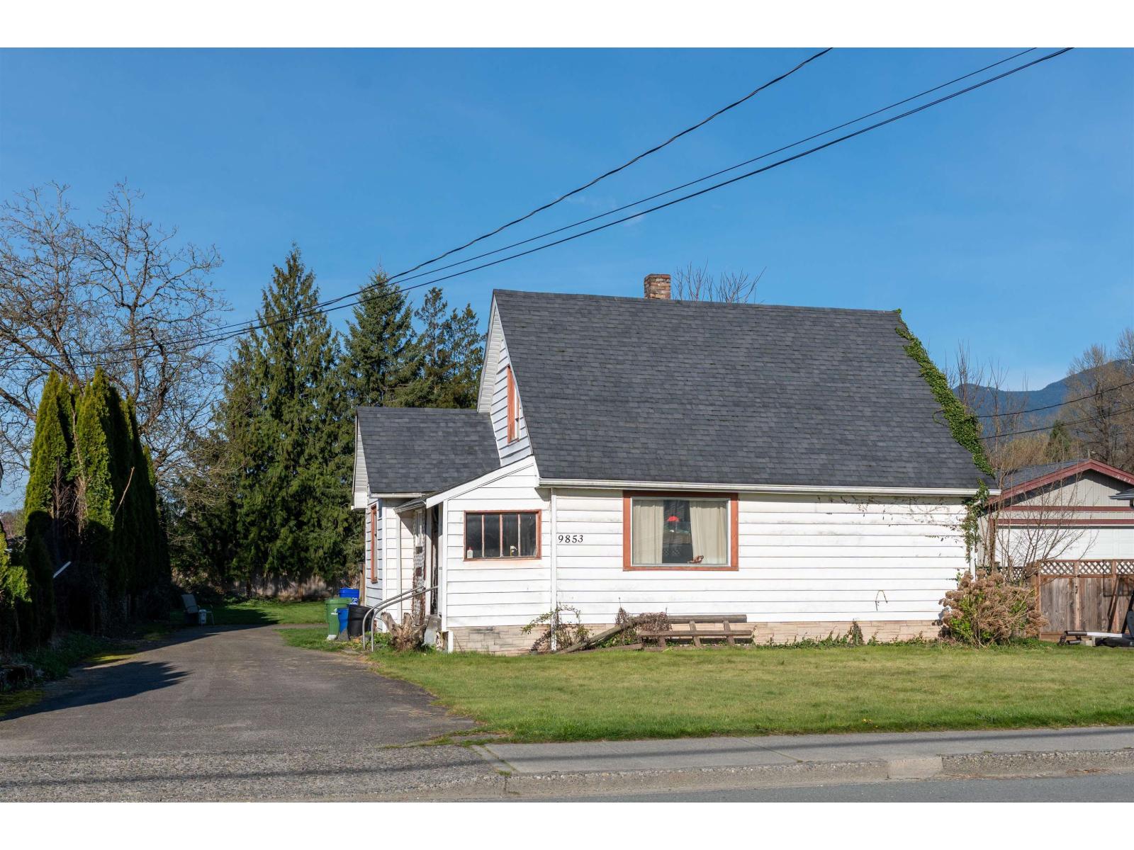 9853 Young Road, Chilliwack Proper West, Chilliwack, British Columbia  V2P 4T8 - Photo 3 - R3106991
