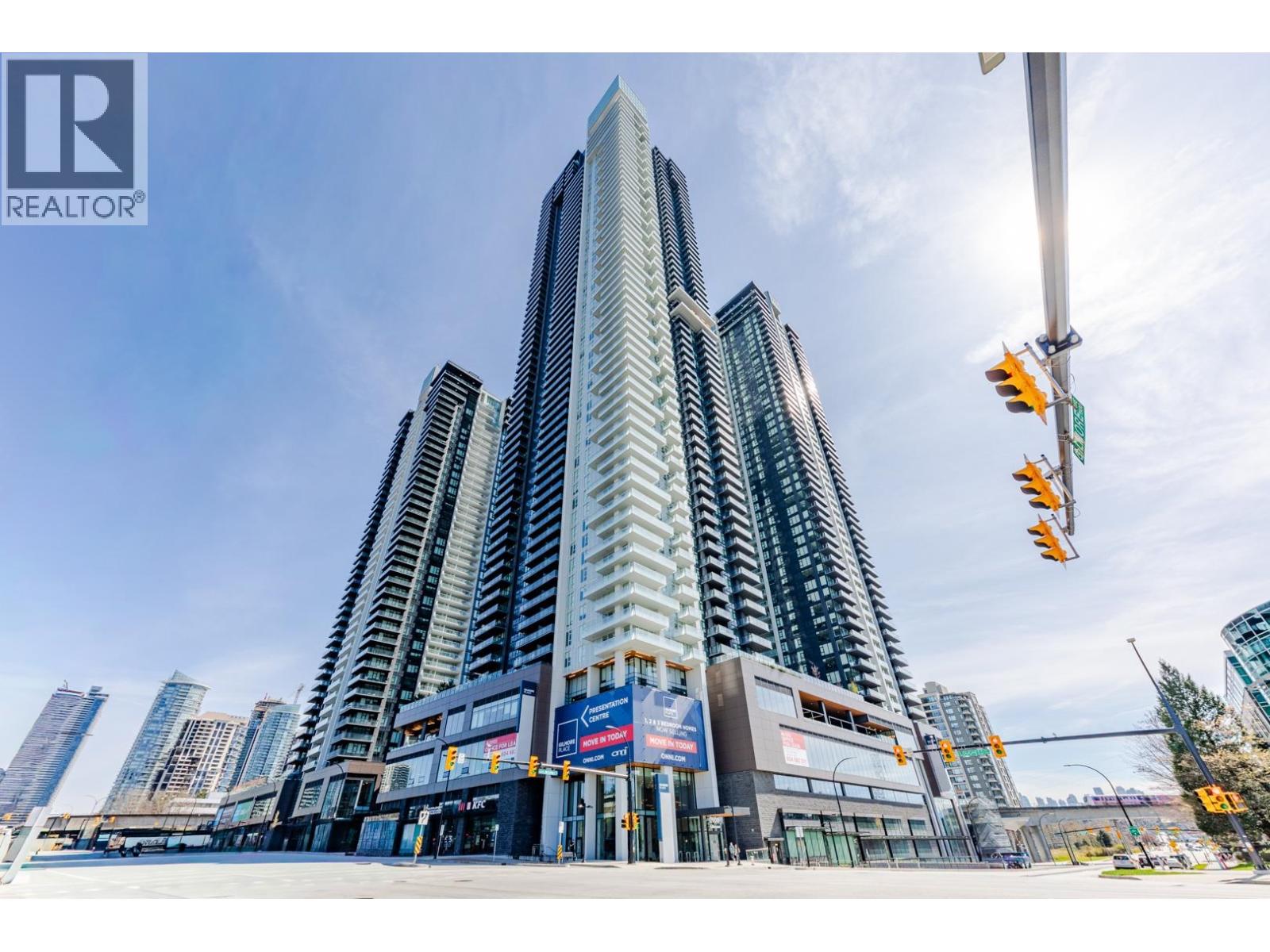 1612 2108 GILMORE AVENUE, Burnaby, British Columbia