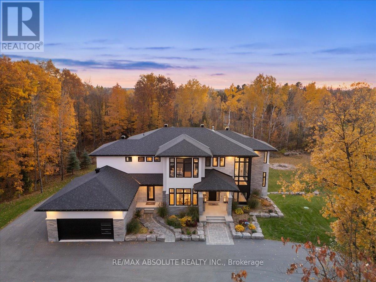 131 CHERRYHILL DRIVE, Ottawa, Ontario