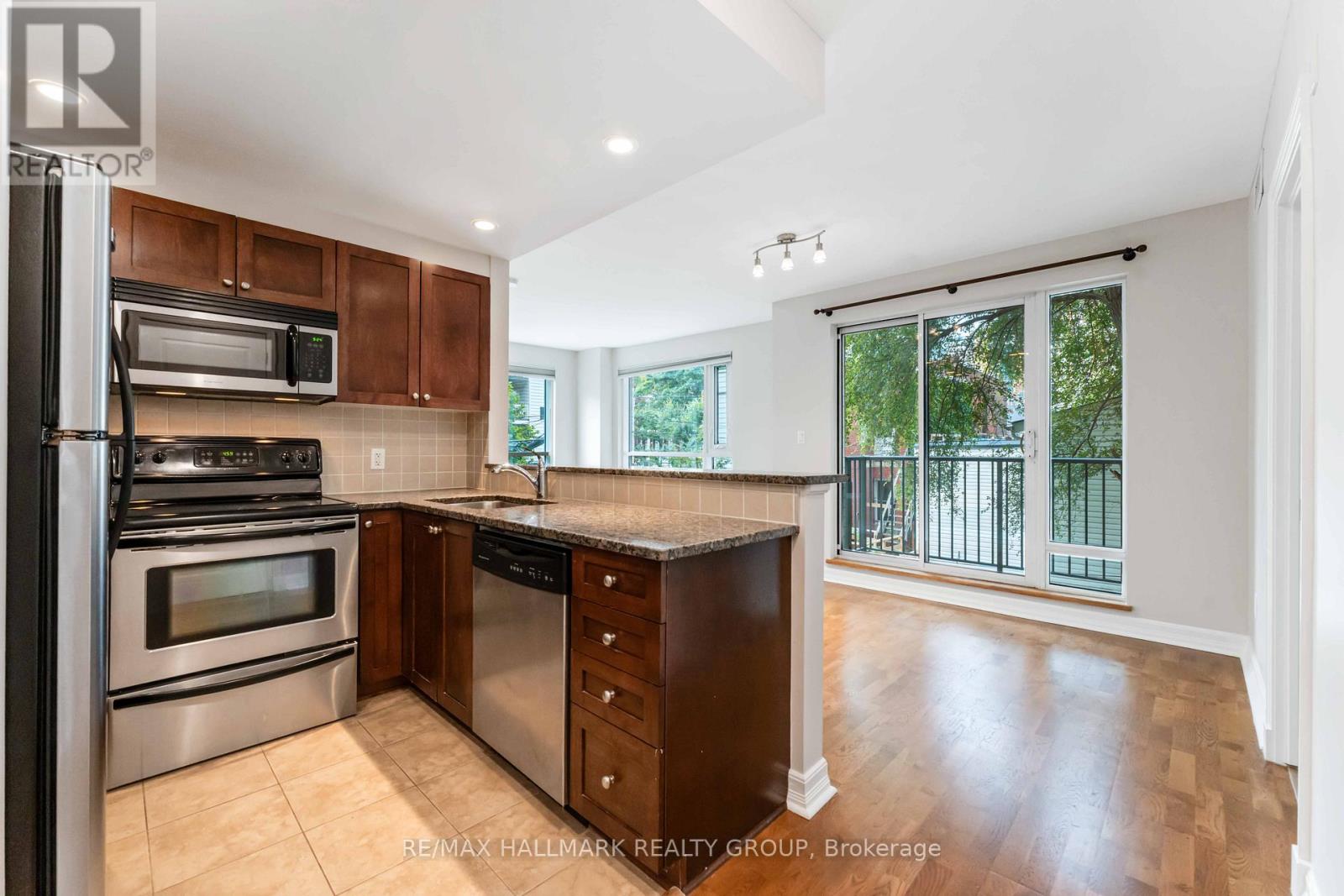 204 - 200 Besserer Street, Ottawa, Ontario  K1N 0A7 - Photo 21 - X12968362