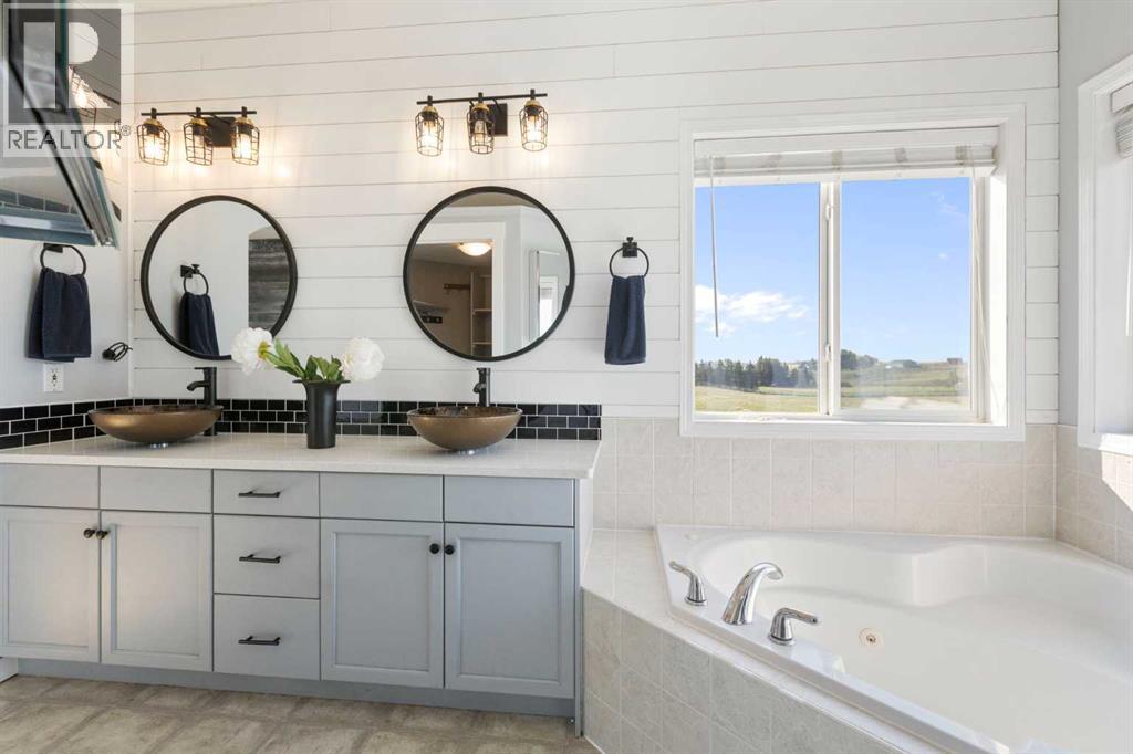 13003 Township Road 265, Rural Rocky View County, Alberta  T4B 2Z8 - Photo 26 - A2286373