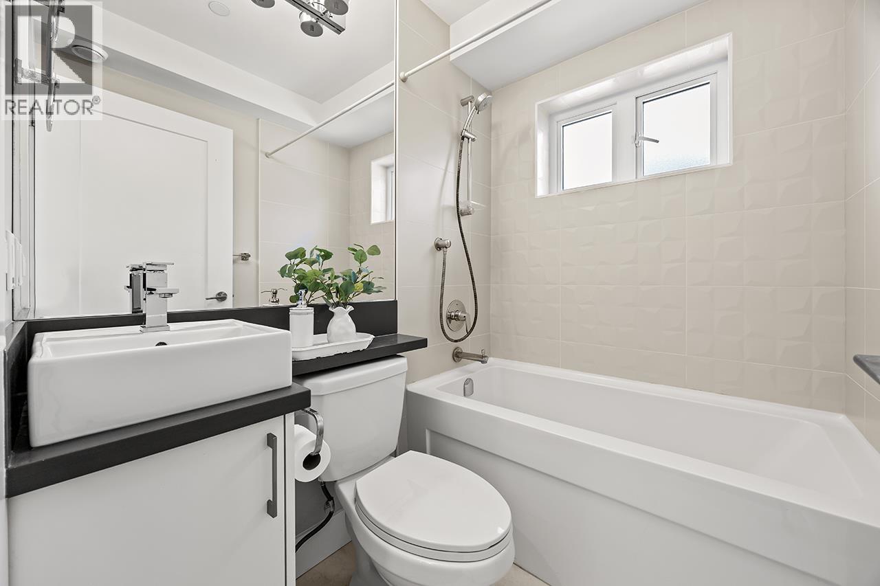 5440 Rhodes Street, Vancouver, British Columbia V5R 3N9 - Photo 11 - R3108125