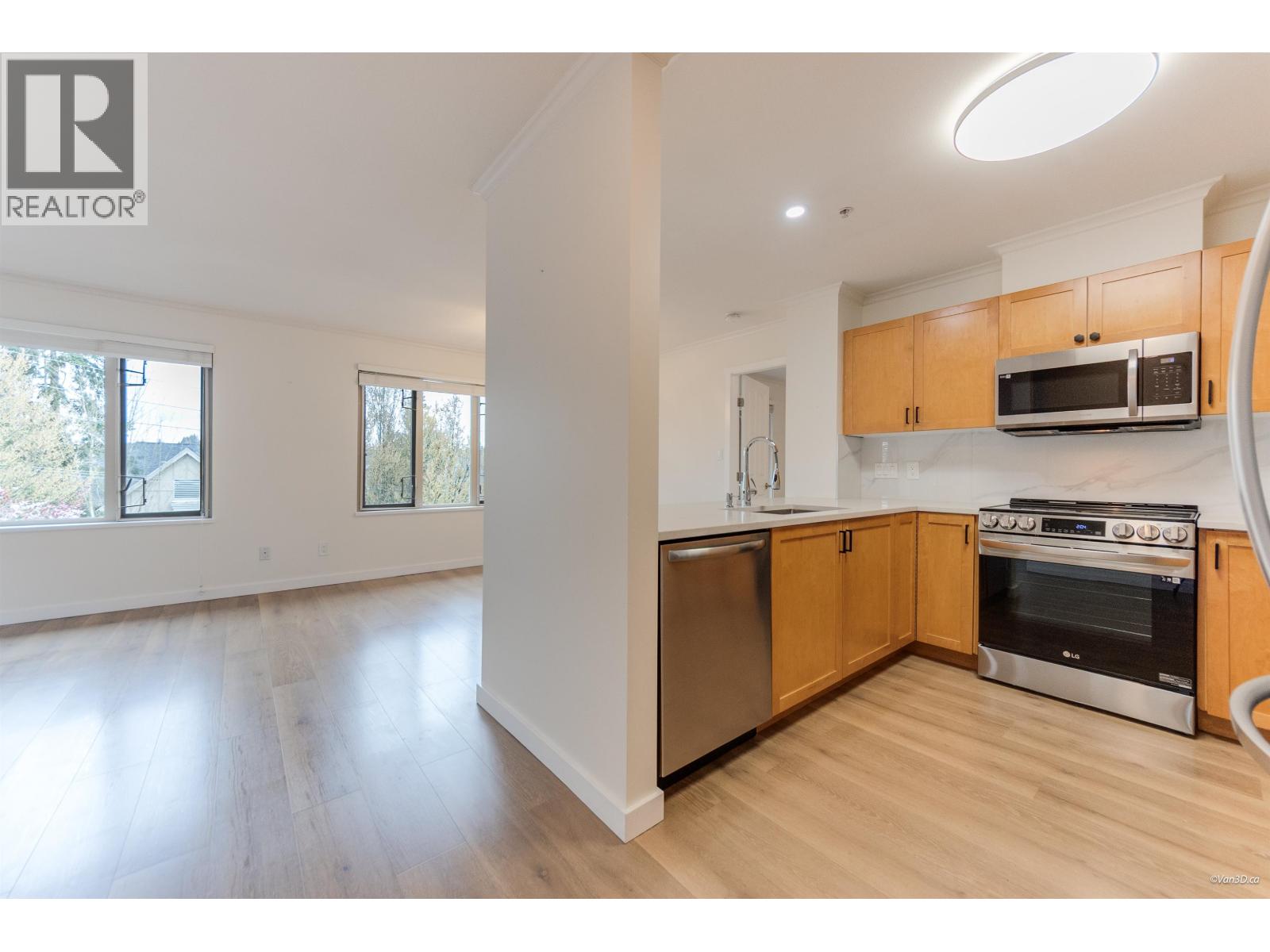 407 38 Seventh Avenue, New Westminster, British Columbia  V3L 5W2 - Photo 2 - R3107507