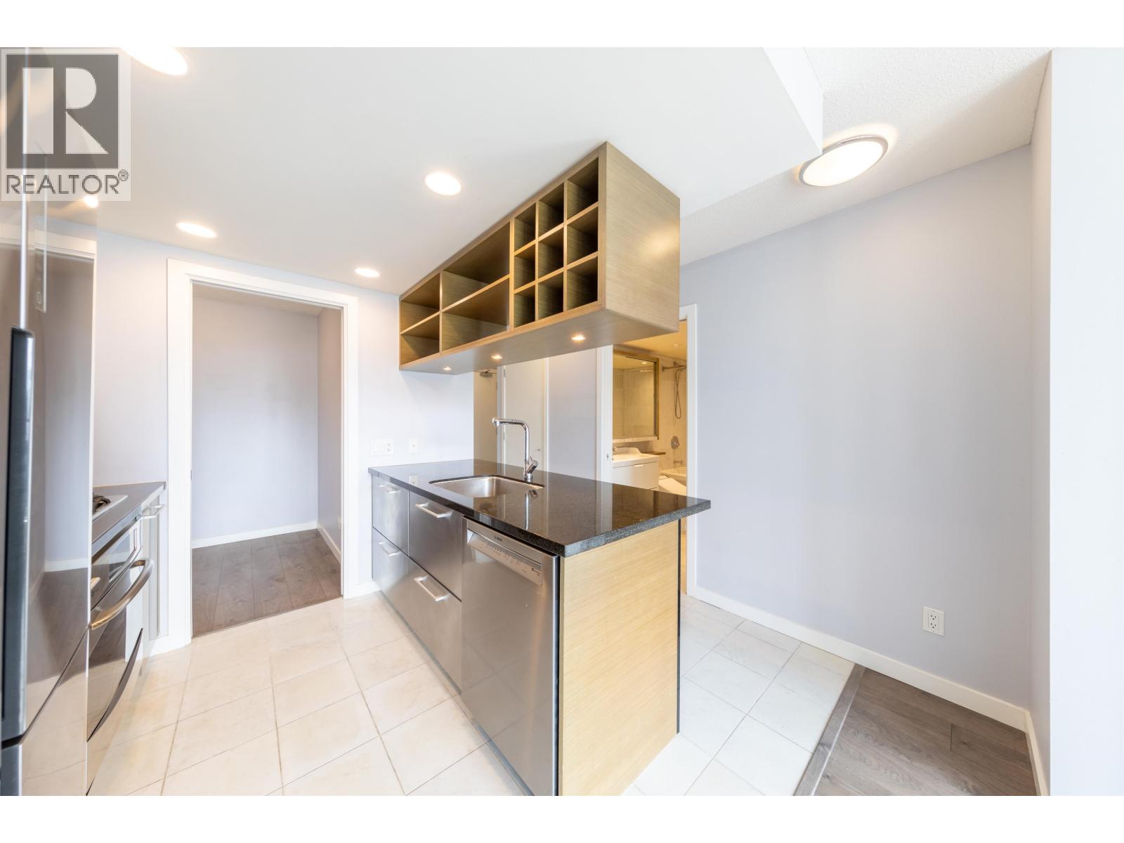 907 833 Seymour Street, Vancouver, British Columbia  V6B 0G4 - Photo 3 - R3107449