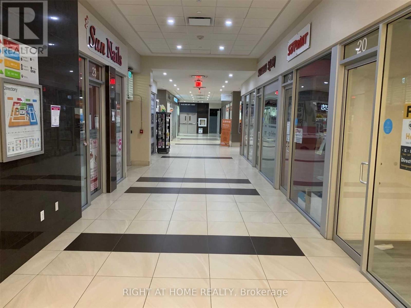 3 - 384 Yonge Street, Toronto, Ontario  M5B 1S8 - Photo 5 - C12968336