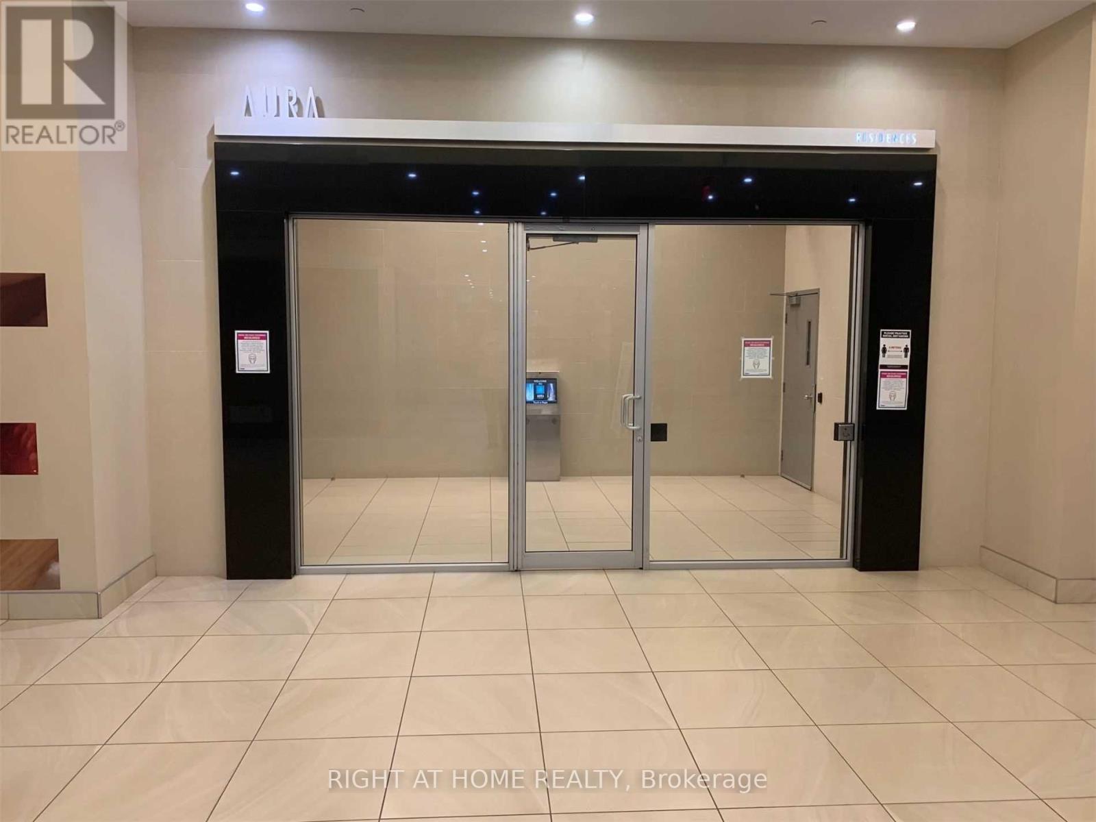 3 - 384 Yonge Street, Toronto, Ontario  M5B 1S8 - Photo 6 - C12968336