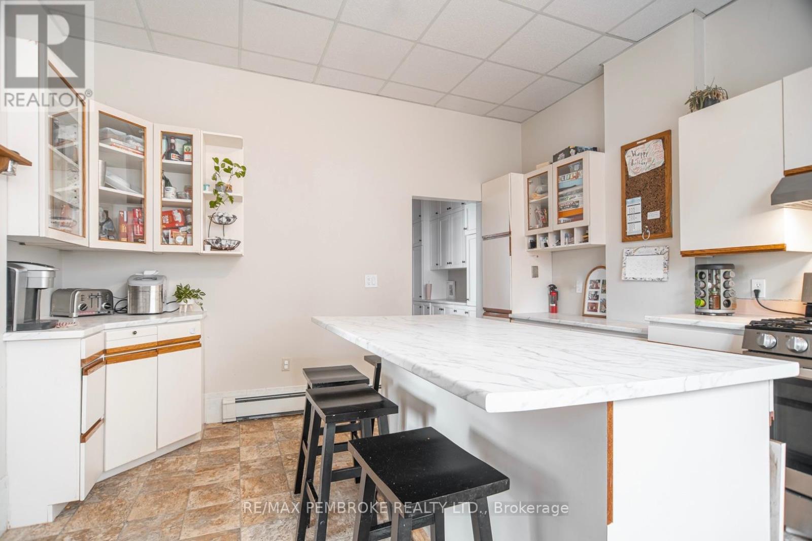 188 Esther Street, Pembroke, Ontario  K8A 3C2 - Photo 18 - X12968374