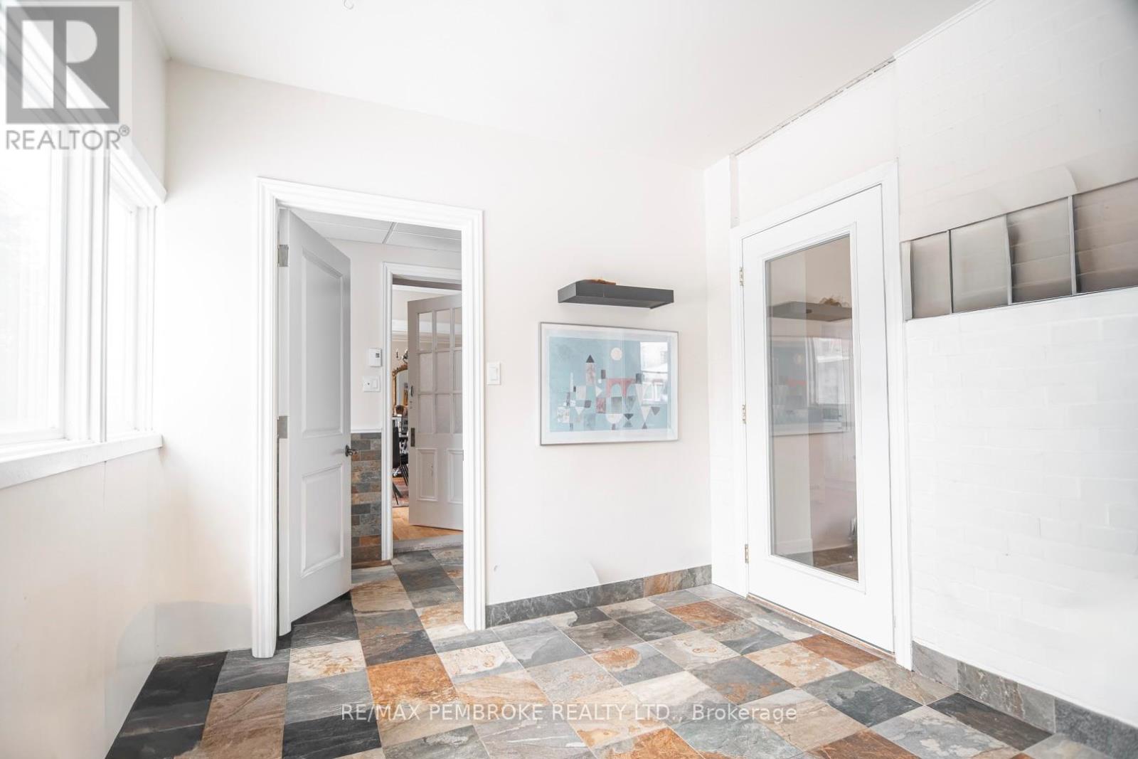 188 Esther Street, Pembroke, Ontario  K8A 3C2 - Photo 20 - X12968374