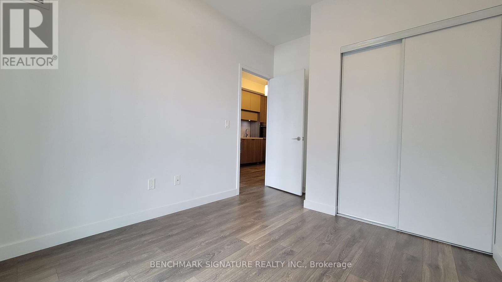 3003 - 8 Eglinton Avenue E, Toronto, Ontario  M4P 1A6 - Photo 8 - C12968346