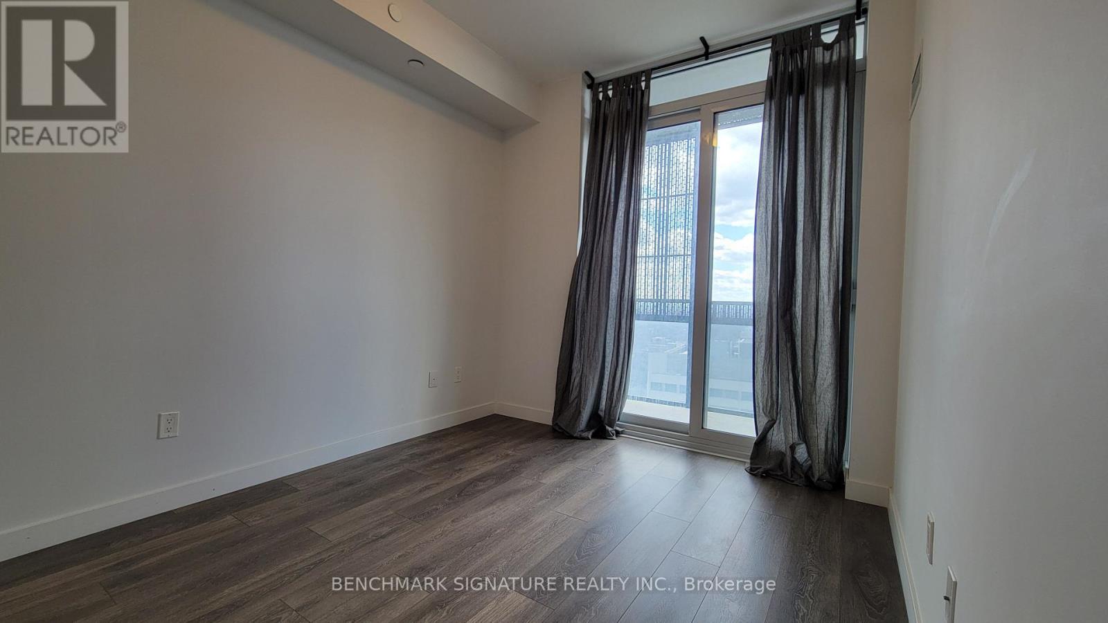 3003 - 8 Eglinton Avenue E, Toronto, Ontario  M4P 1A6 - Photo 9 - C12968346