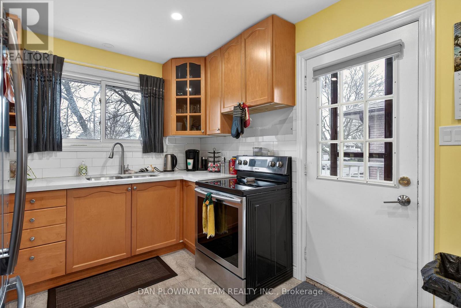 344 Kensington Crescent, Oshawa, Ontario  L1G 7S5 - Photo 7 - E12968352