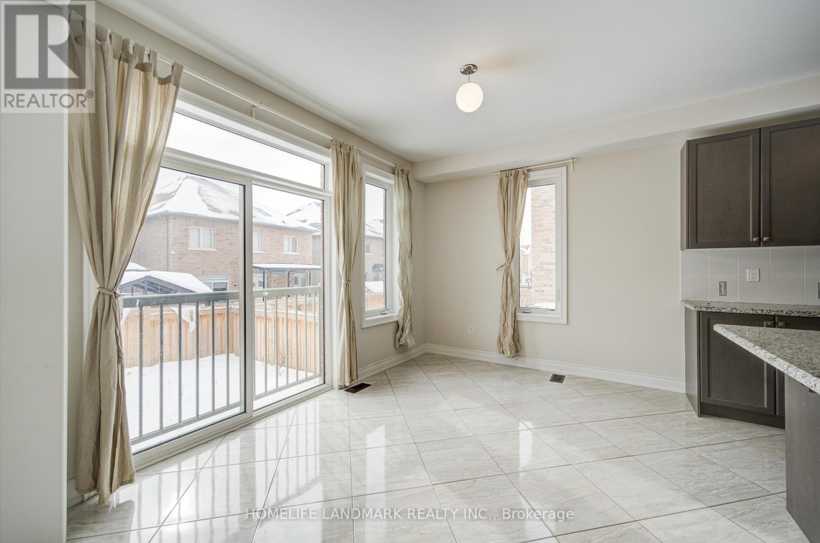 9 Rotondo Crescent, Vaughan, Ontario  L4H 4R1 - Photo 19 - N12968382