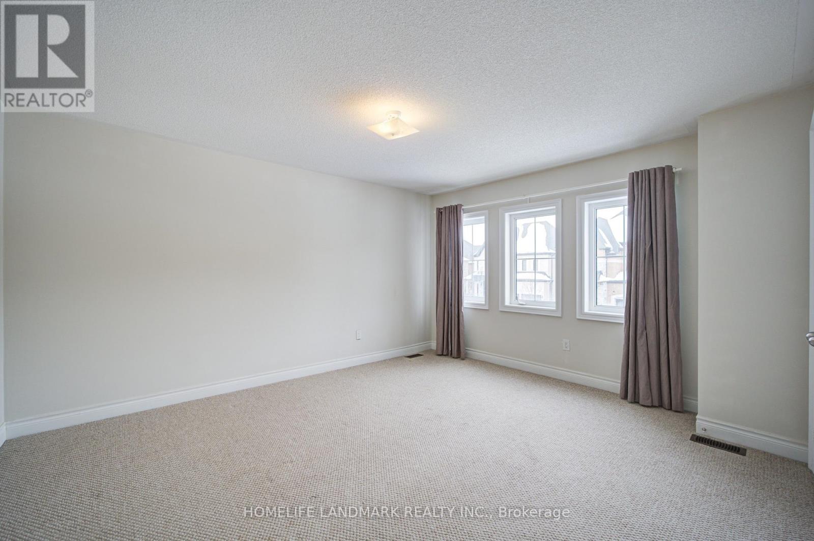 9 Rotondo Crescent, Vaughan, Ontario  L4H 4R1 - Photo 37 - N12968382