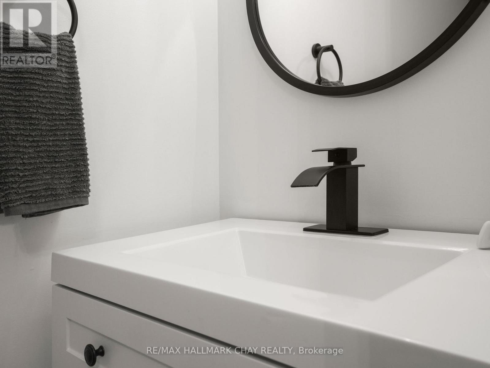 58 Smith Street, New Tecumseth, Ontario  L9R 1Z9 - Photo 22 - N12968388