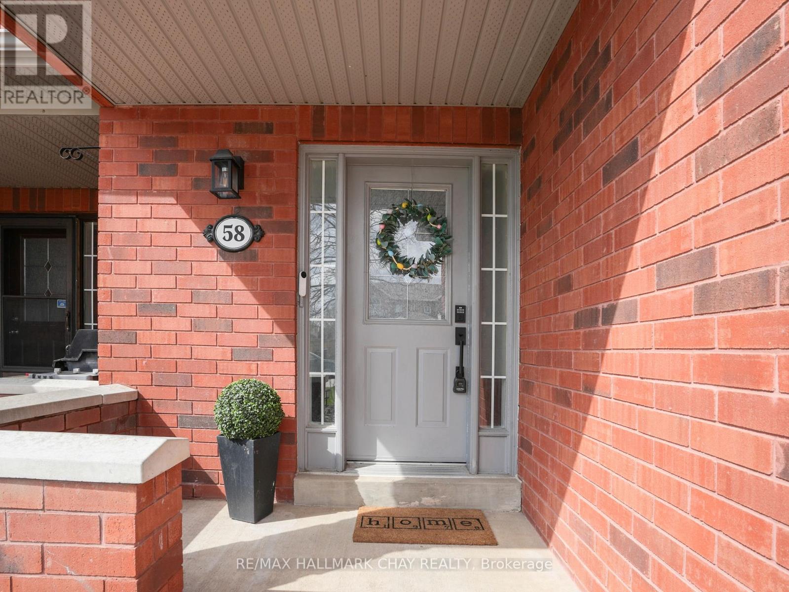 58 Smith Street, New Tecumseth, Ontario  L9R 1Z9 - Photo 4 - N12968388