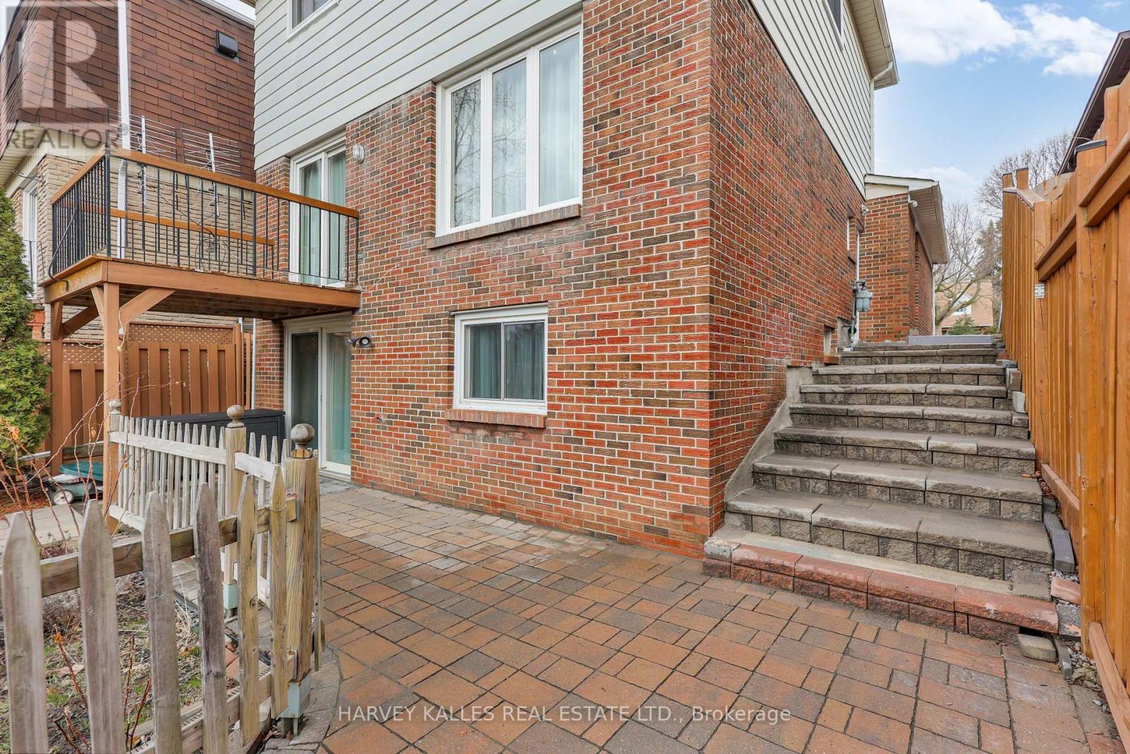 47 Aberfeldy Crescent, Markham, Ontario  L3T 4C1 - Photo 26 - N12960082