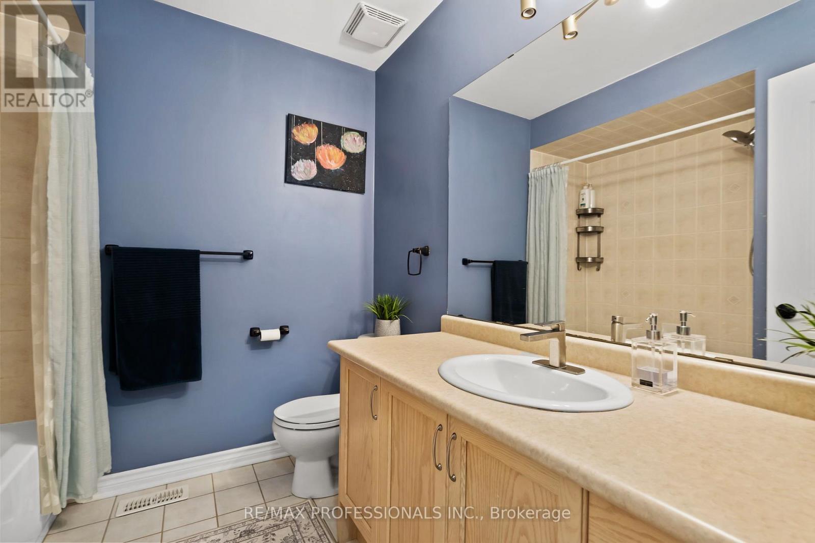 135 Professor Day Drive, Bradford West Gwillimbury, Ontario  L3Z 3B9 - Photo 28 - N12968182