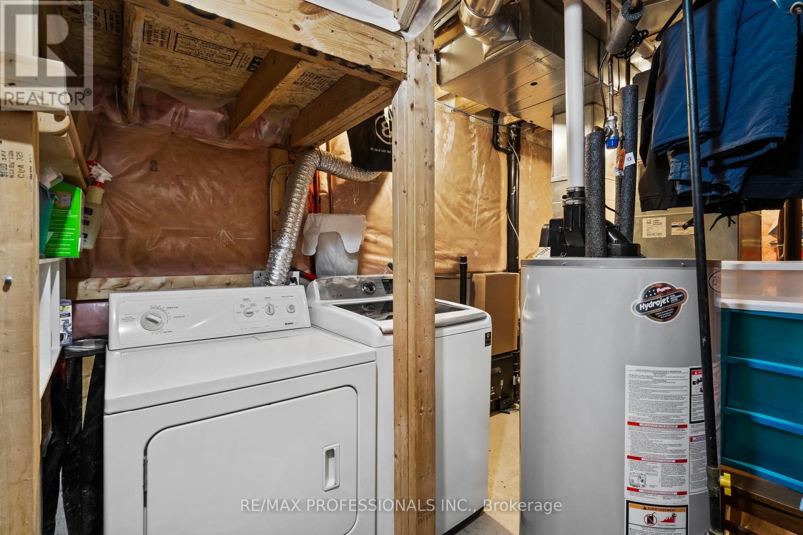 135 Professor Day Drive, Bradford West Gwillimbury, Ontario  L3Z 3B9 - Photo 35 - N12968182