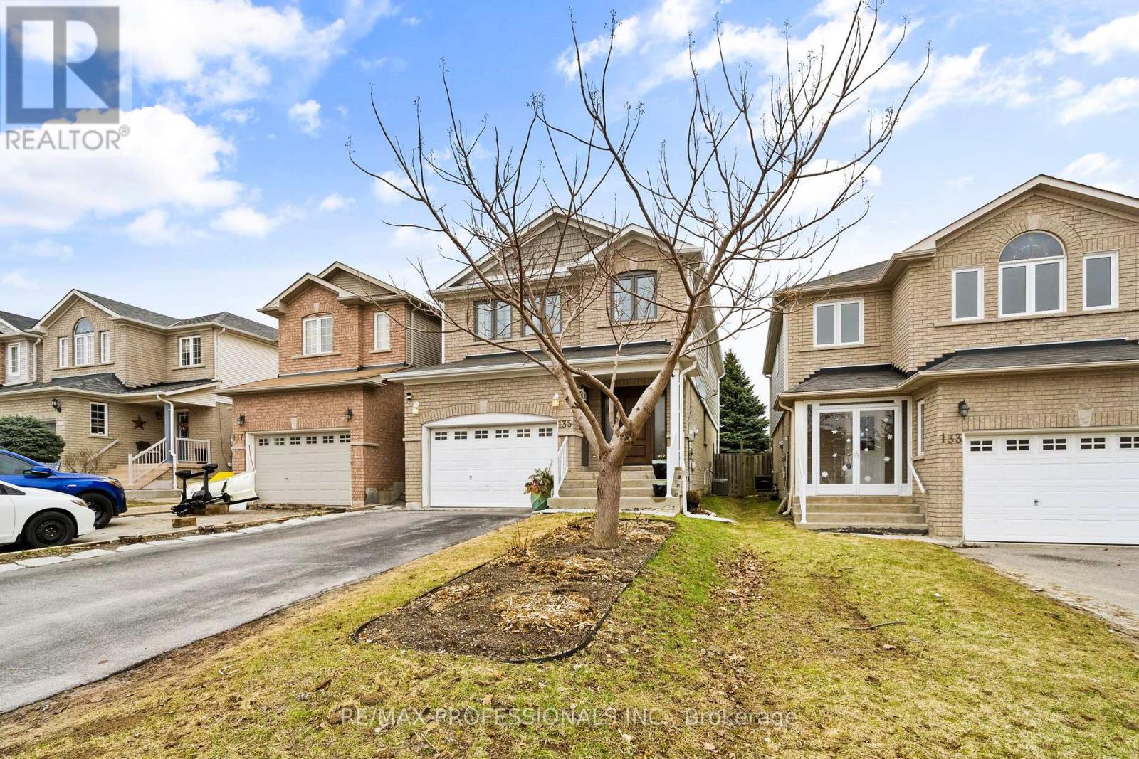 135 Professor Day Drive, Bradford West Gwillimbury, Ontario  L3Z 3B9 - Photo 41 - N12968182