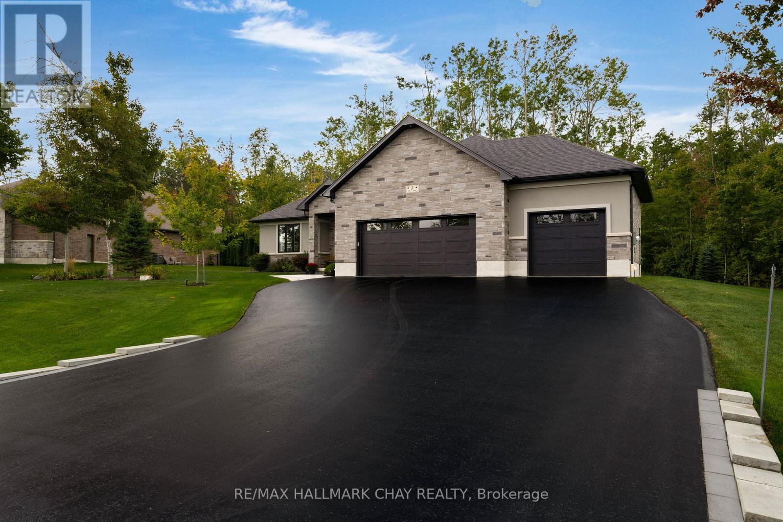 8 Byers Street, Springwater, Ontario  L9X 2A3 - Photo 3 - S12968020