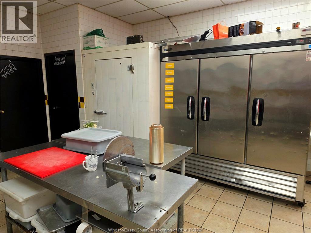 530 Ouellette Avenue Unit# 1, Windsor, Ontario  N9A 1B7 - Photo 5 - 26007235