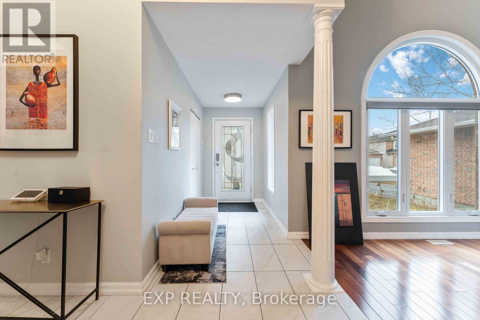 3 Nakota Way, Ottawa, Ontario  K2J 4E9 - Photo 5 - X12927684