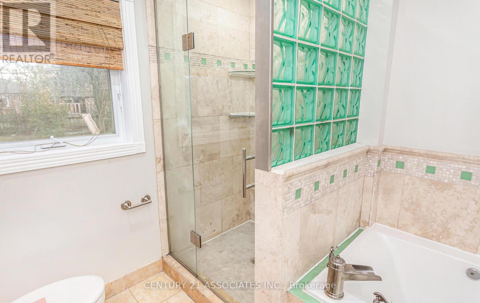 1338 Waverly Avenue, Oakville, Ontario  L6L 2S3 - Photo 26 - W12968348