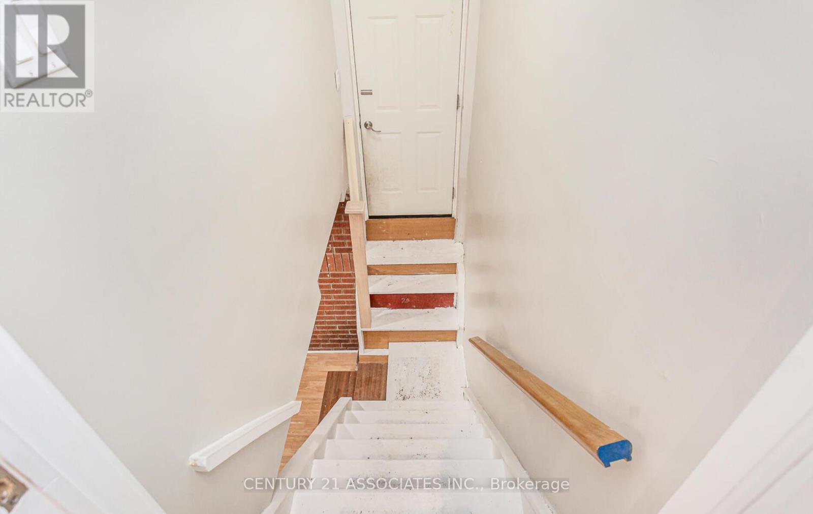 1338 Waverly Avenue, Oakville, Ontario  L6L 2S3 - Photo 28 - W12968348