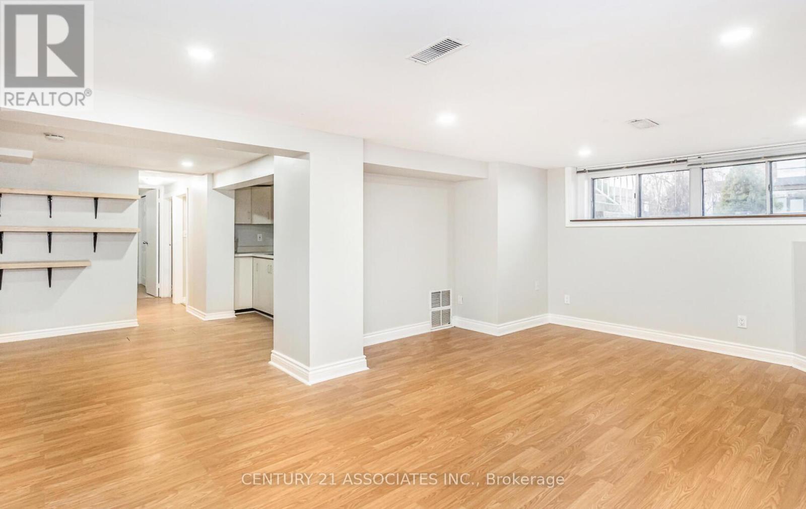 1338 Waverly Avenue, Oakville, Ontario  L6L 2S3 - Photo 30 - W12968348