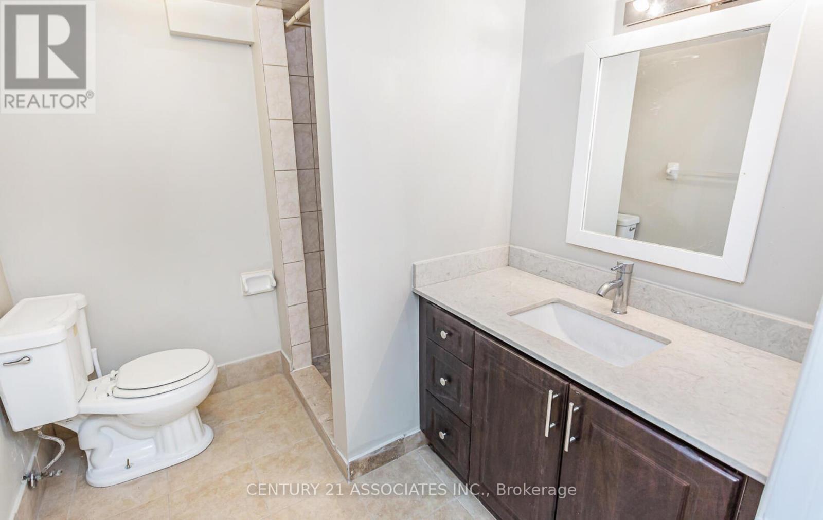 1338 Waverly Avenue, Oakville, Ontario  L6L 2S3 - Photo 38 - W12968348