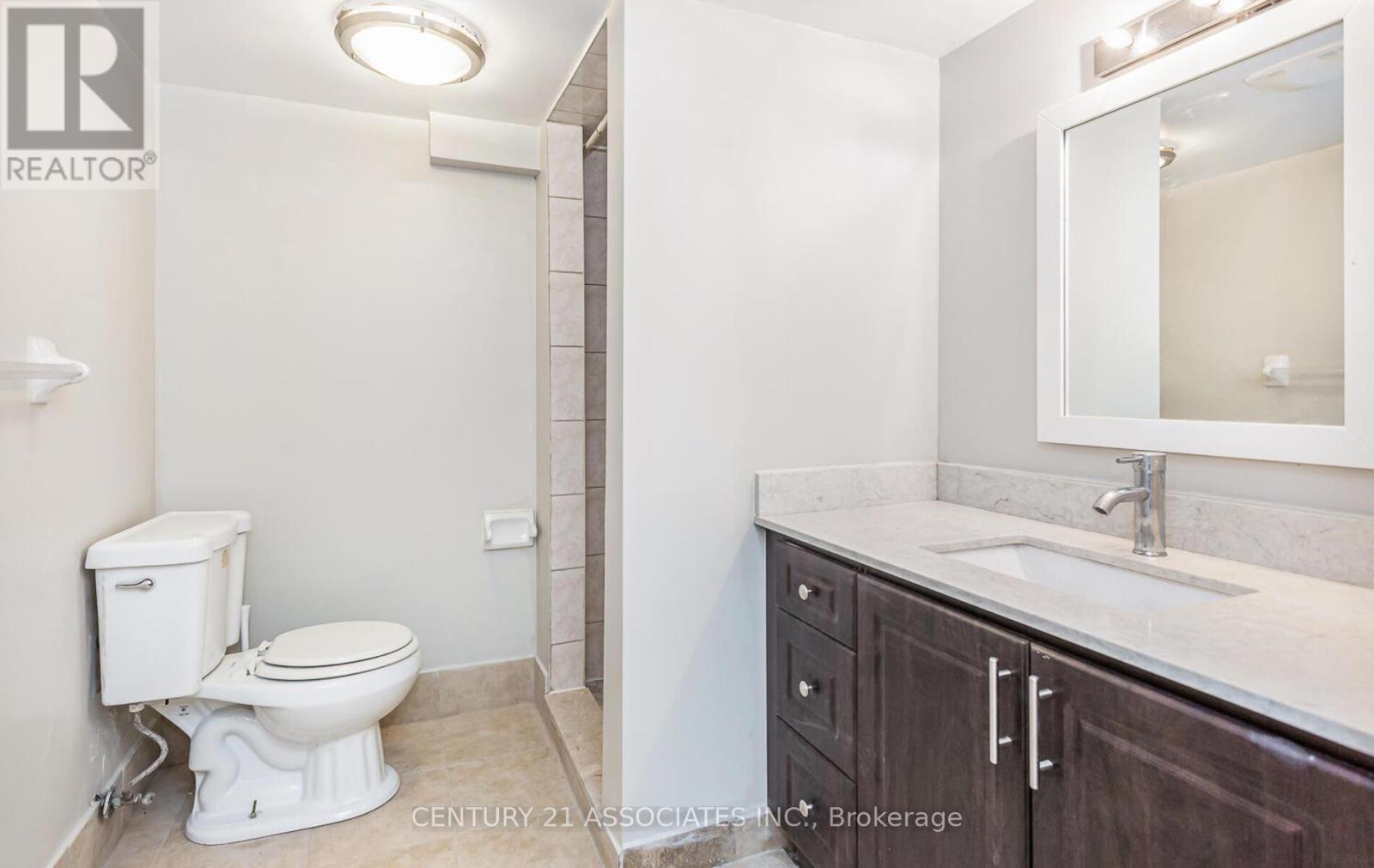 1338 Waverly Avenue, Oakville, Ontario  L6L 2S3 - Photo 39 - W12968348